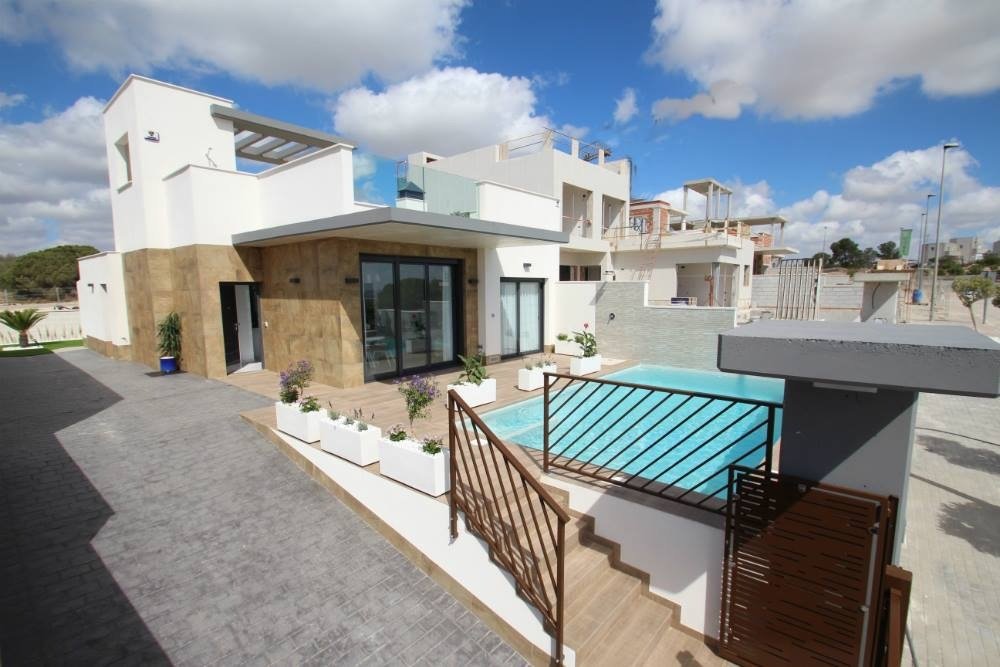 Neubau Einer Villenanlage in San Miguel De Salinas — photograph 2