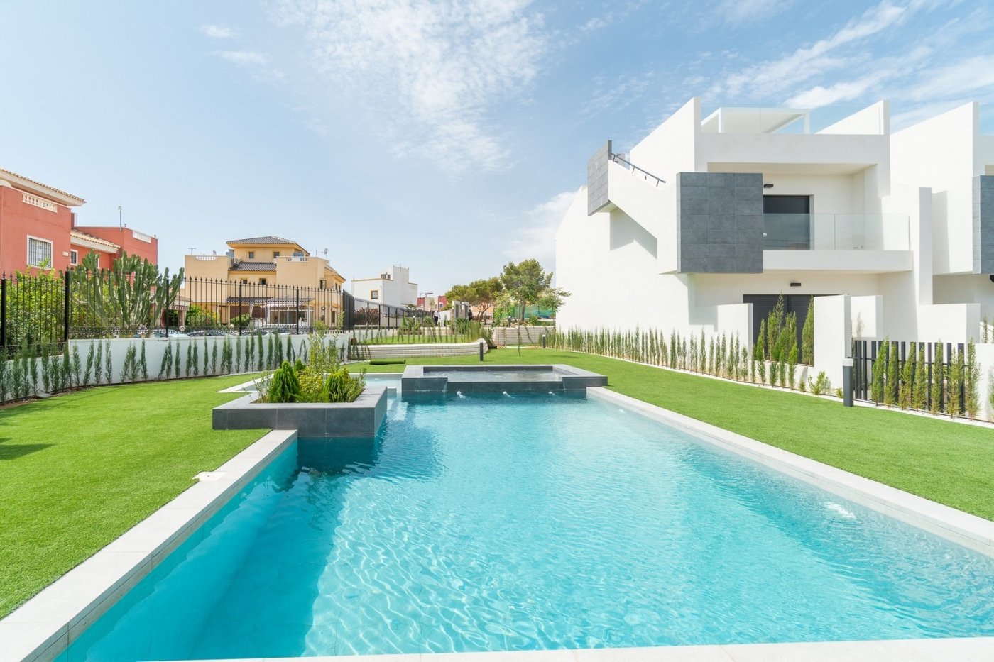 New residential complex at Los Balcones(Torrevieja) — photograph 2