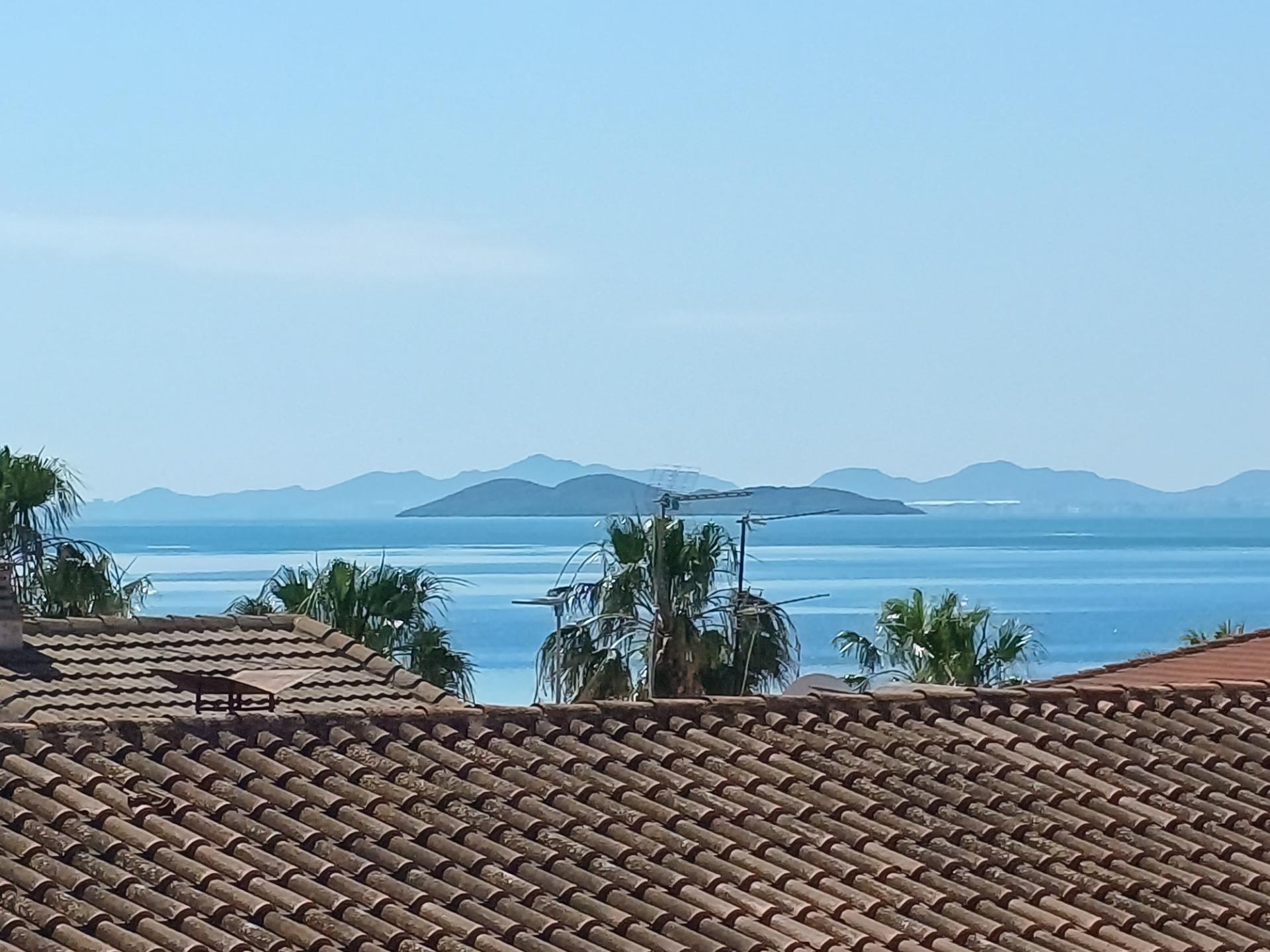Neu Gebaute Villen in Los Alcazares — photograph 2
