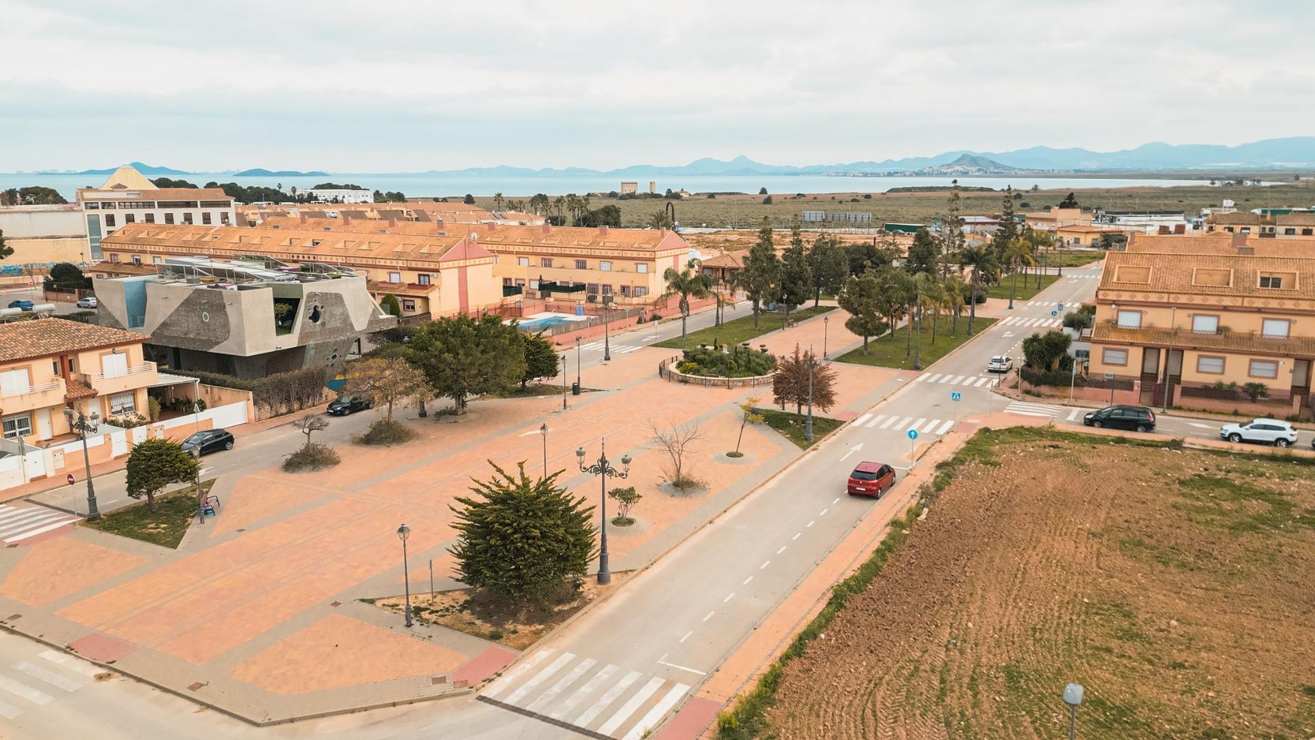 Nowe wille w pobliżu pola golfowego La Serena i plaży w Los Alcázares — photograph 4