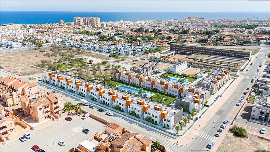 Nieuwbouwproject in Torrevieja, op slechts 1 km van de zee — photograph 2