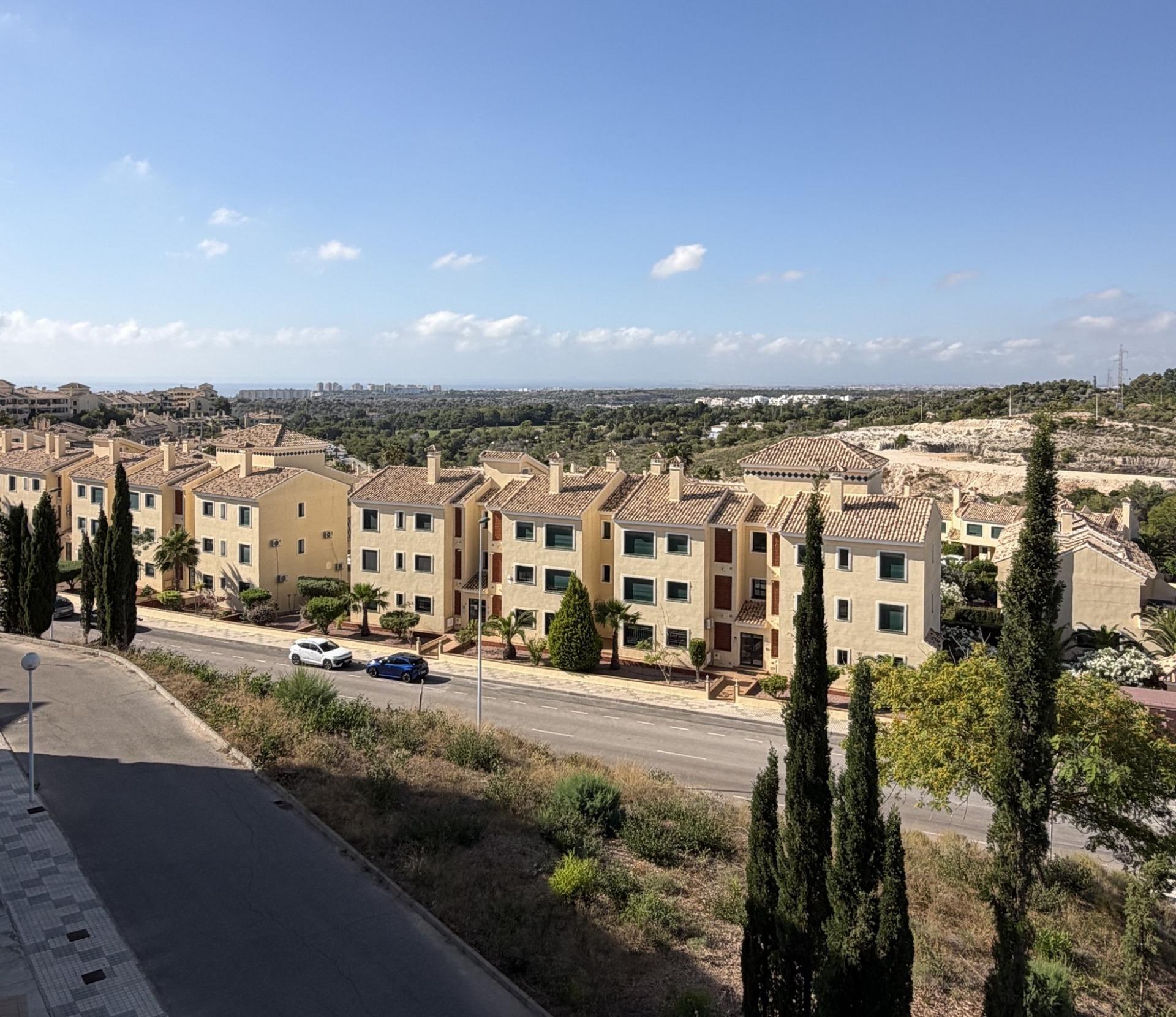 Nøkkelferdige leiligheter til salgs i Lomas de Campoamor, Orihuela Costa — photograph 6