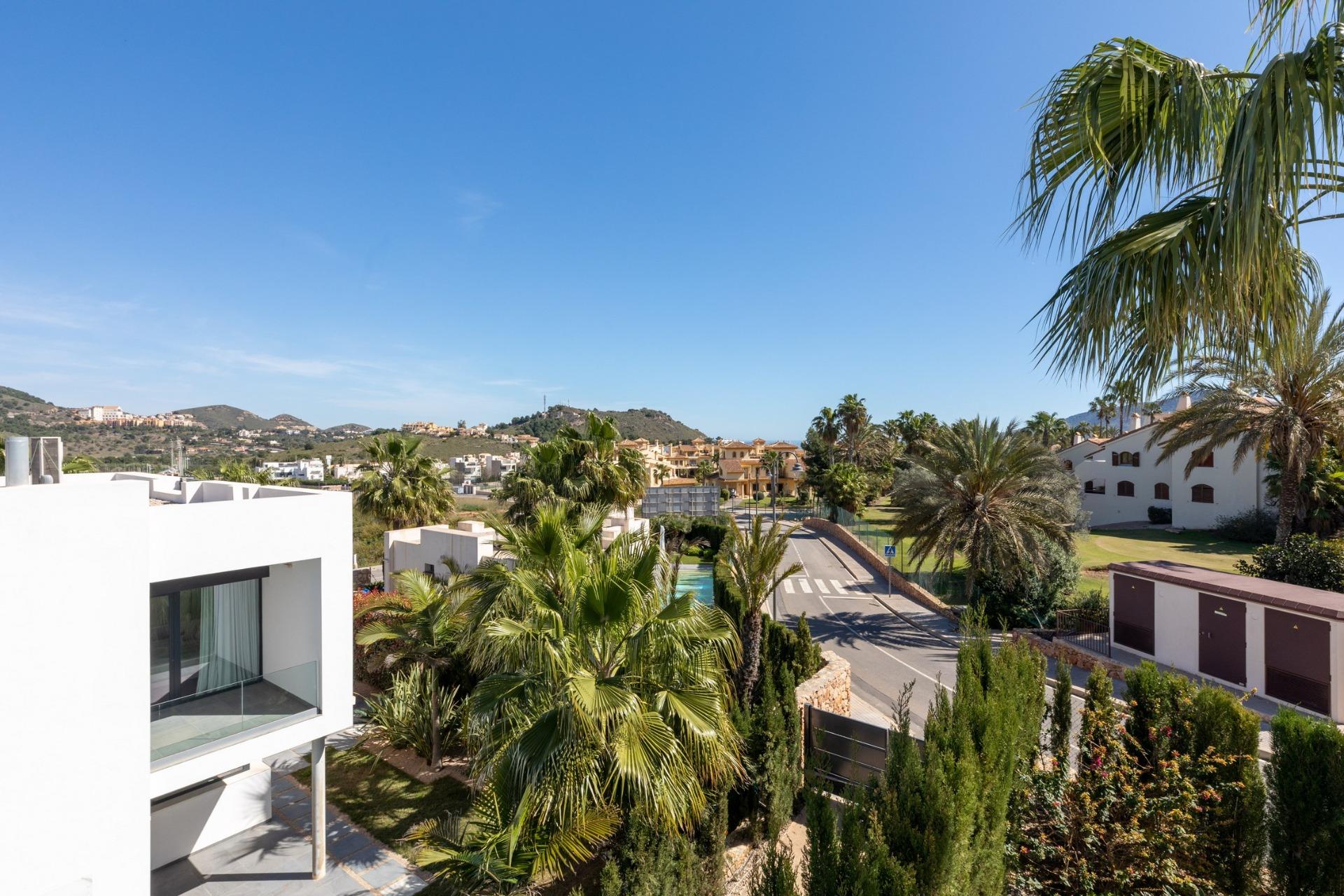 Neubau-Villen zum Verkauf im La Manga Club - Luxus-Wohnen in einem prestigeträchtigen Resort — photograph 2