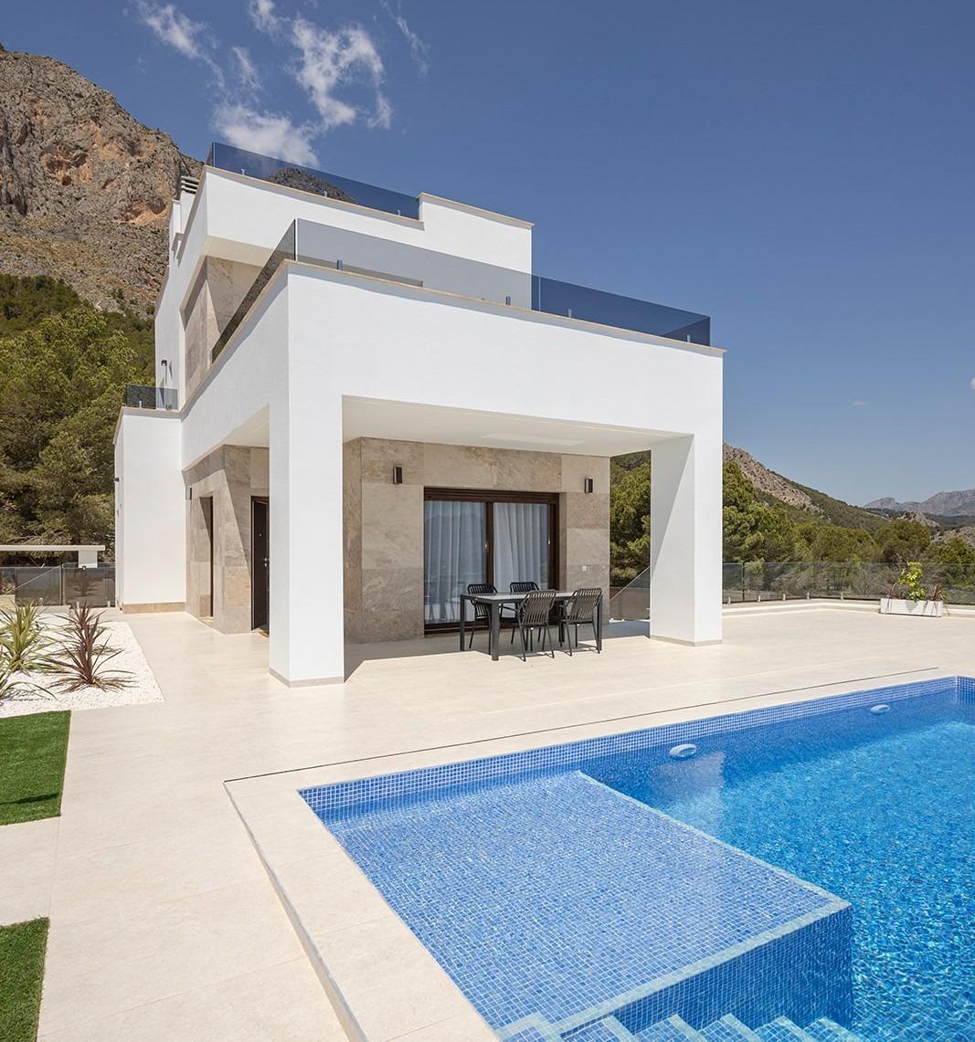 Stunning New Build Villas in Polop with Sea Views — Polop
