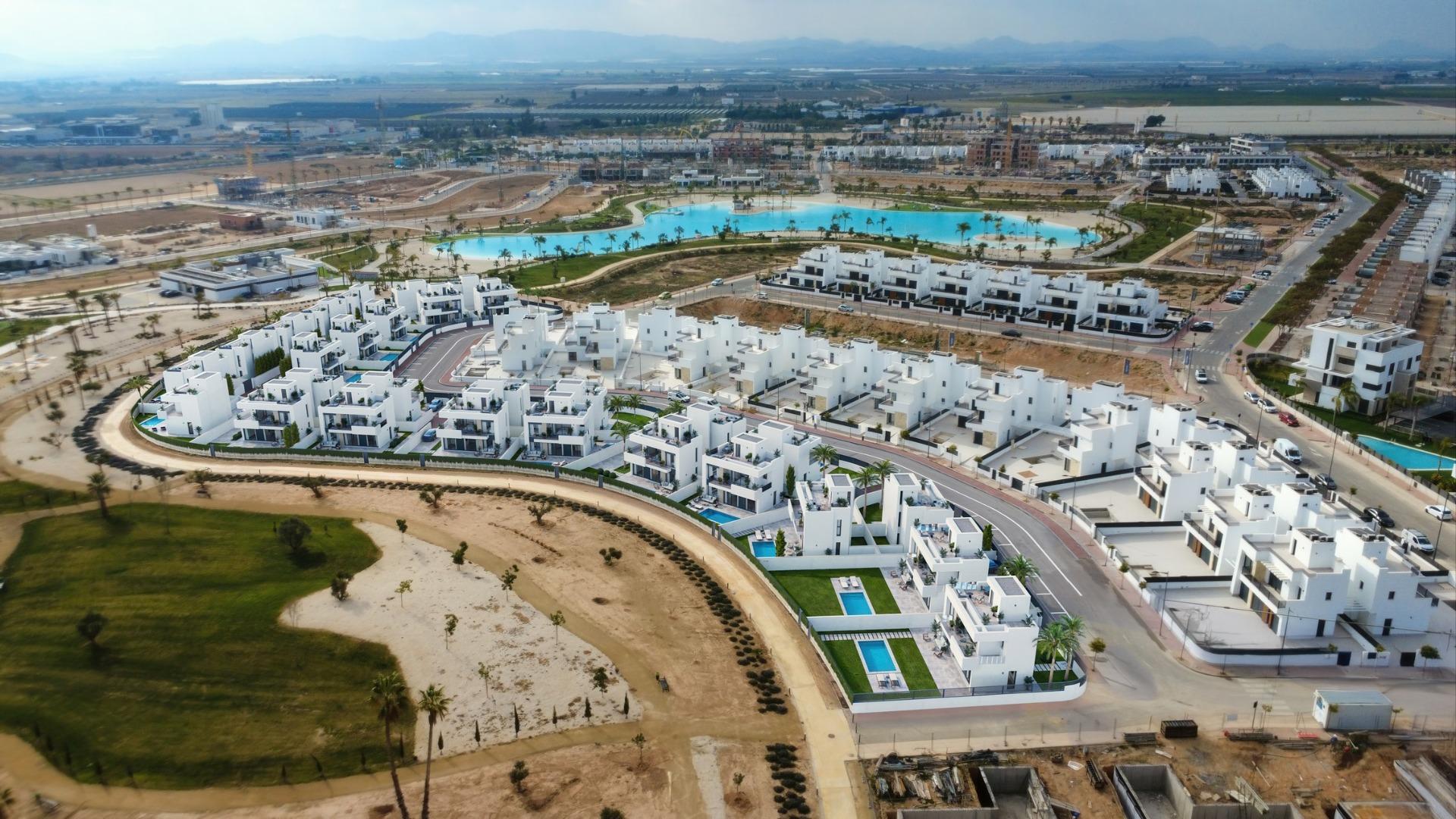 New Build Luxury Villas in Santa Rosalía Lake and Life Resort — photograph 3