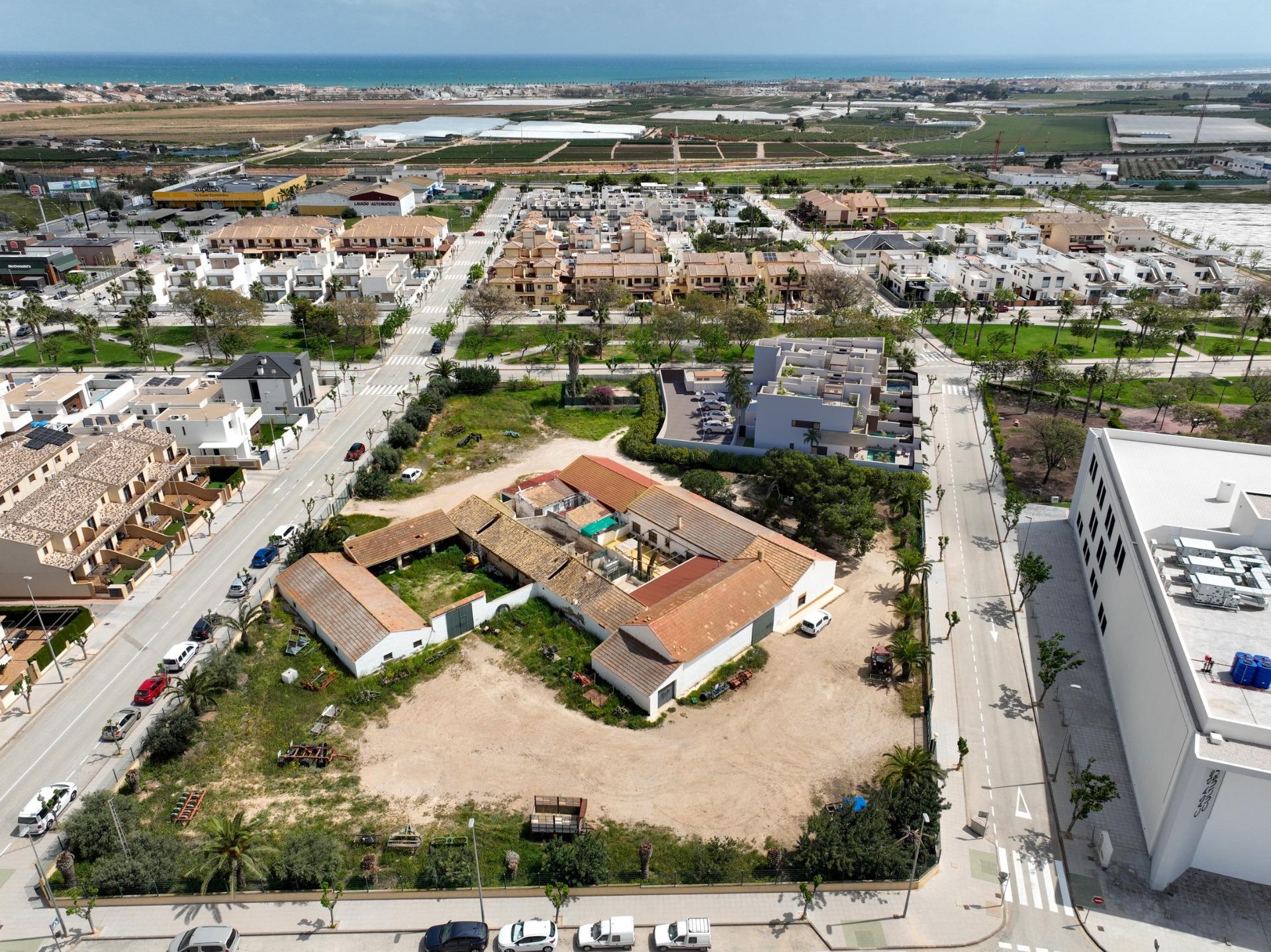 Boutique Development of New Build Homes with Private Pools in Pilar de la Horadada — photograph 3