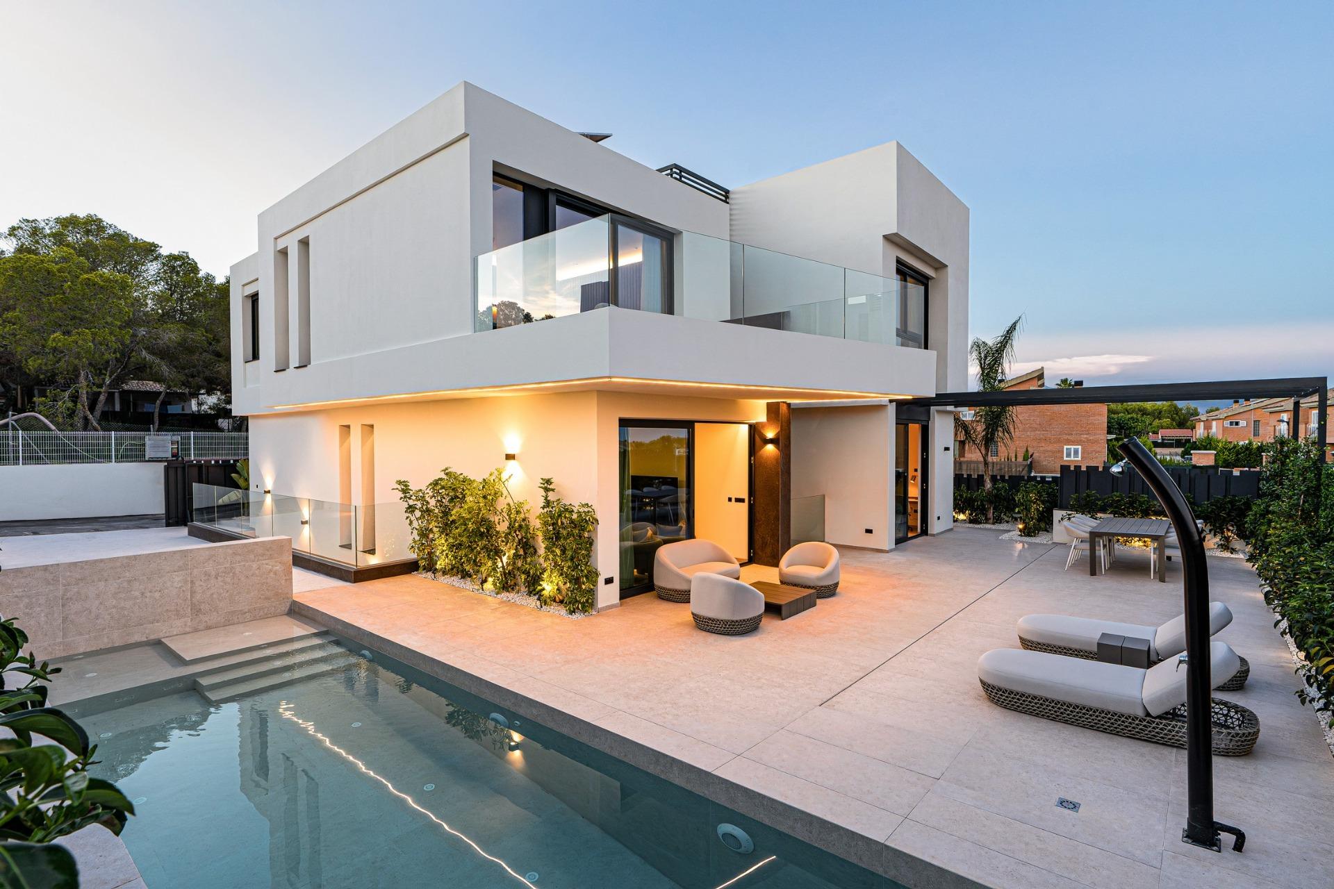 Exclusive New-Build Villas with Private Pools in La Nucía, Near Benidorm — la Nucia