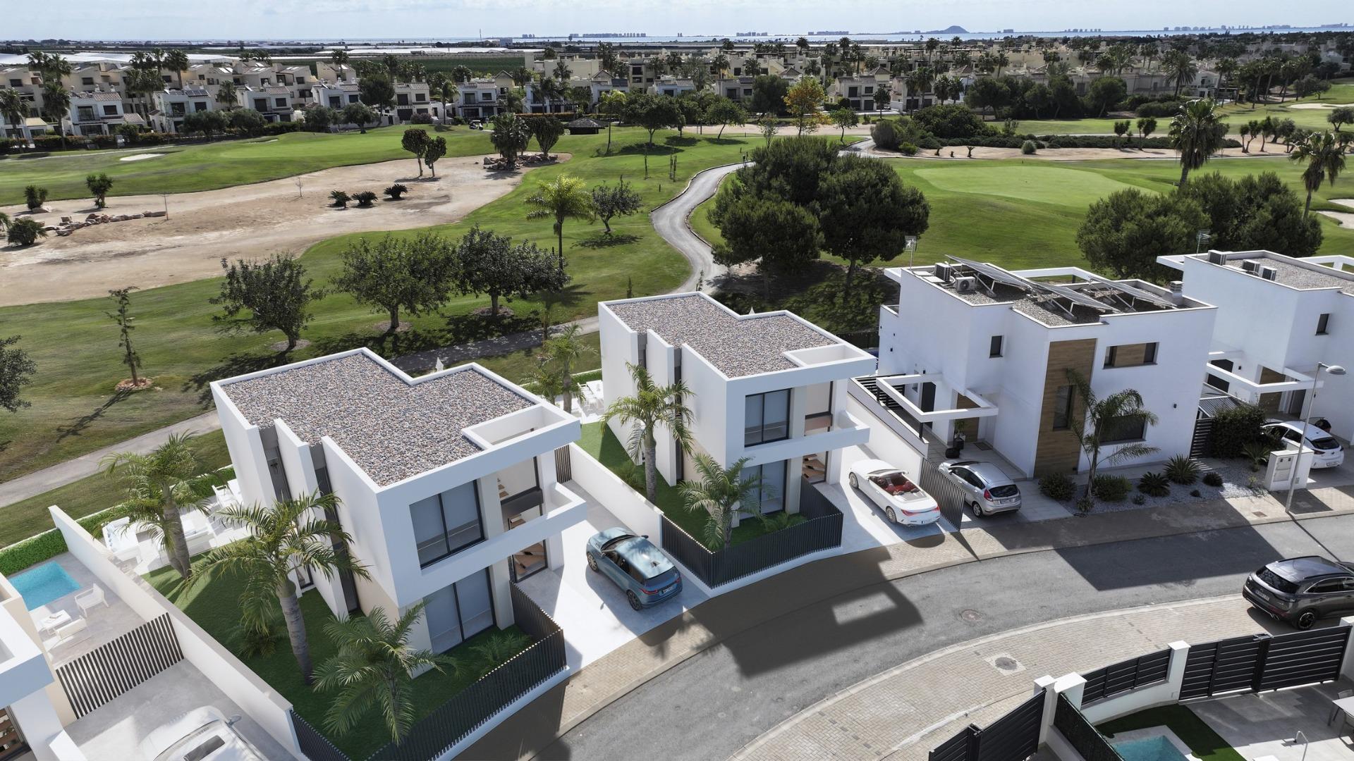 Villas de nueva construcción en primera línea de Roda Golf con piscina privada — photograph 2