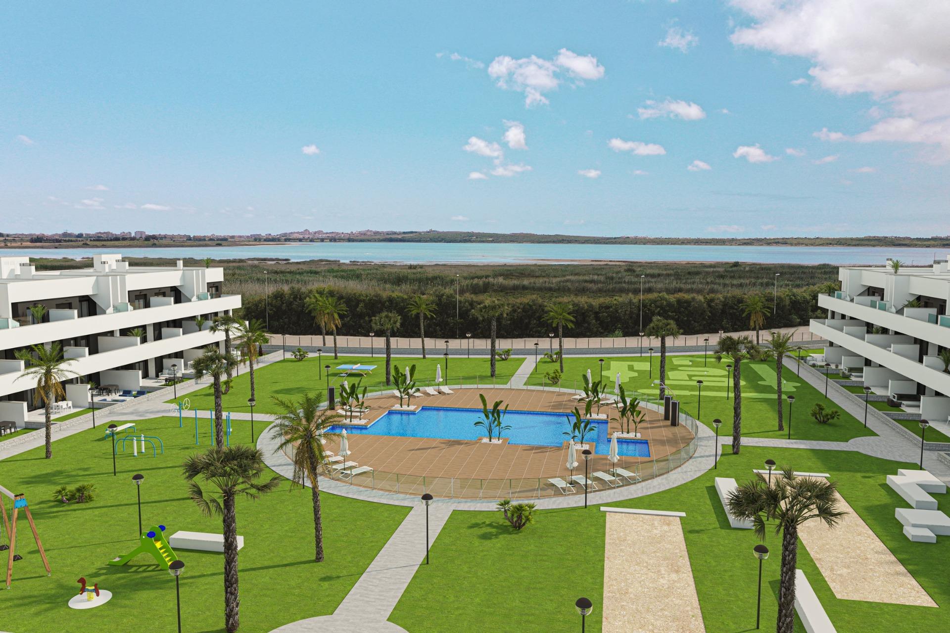 New Build Tourist Licensed Apartments with Lagoon Views in El Raso Guardamar del Segura — Guardamar del Segura