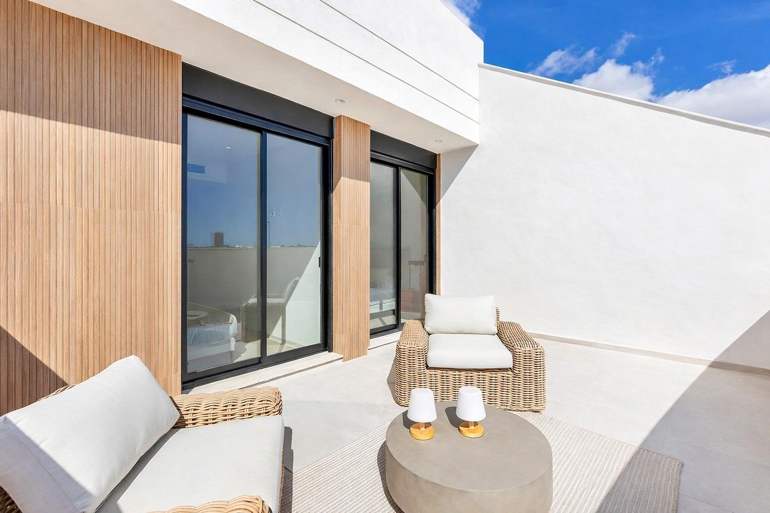 Villas neuves avec piscine privée près du parcours de golf La Serena à Los Alcázares — photograph 2