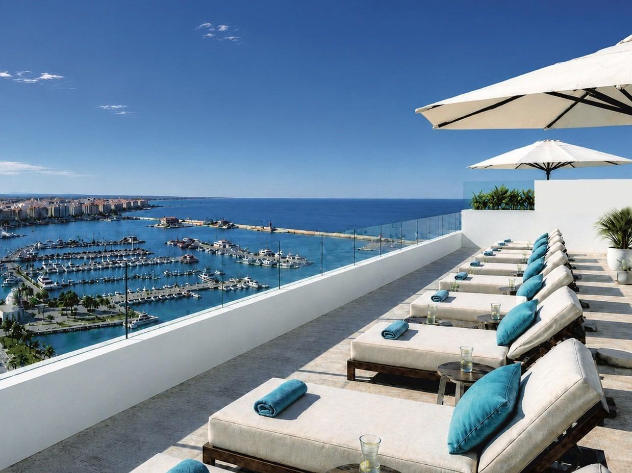 Luxury New Build Apartments Near Torrevieja Marina and Playa del Cura — Torrevieja