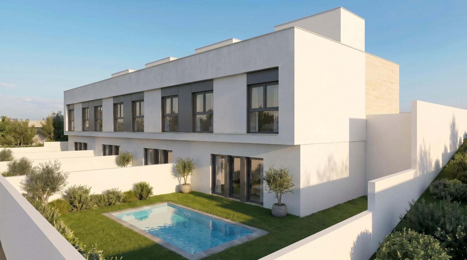Development of 4 newly built semi-detached and terraced villas with private swimming pools at the Mazarrón Country Club — Mazarron