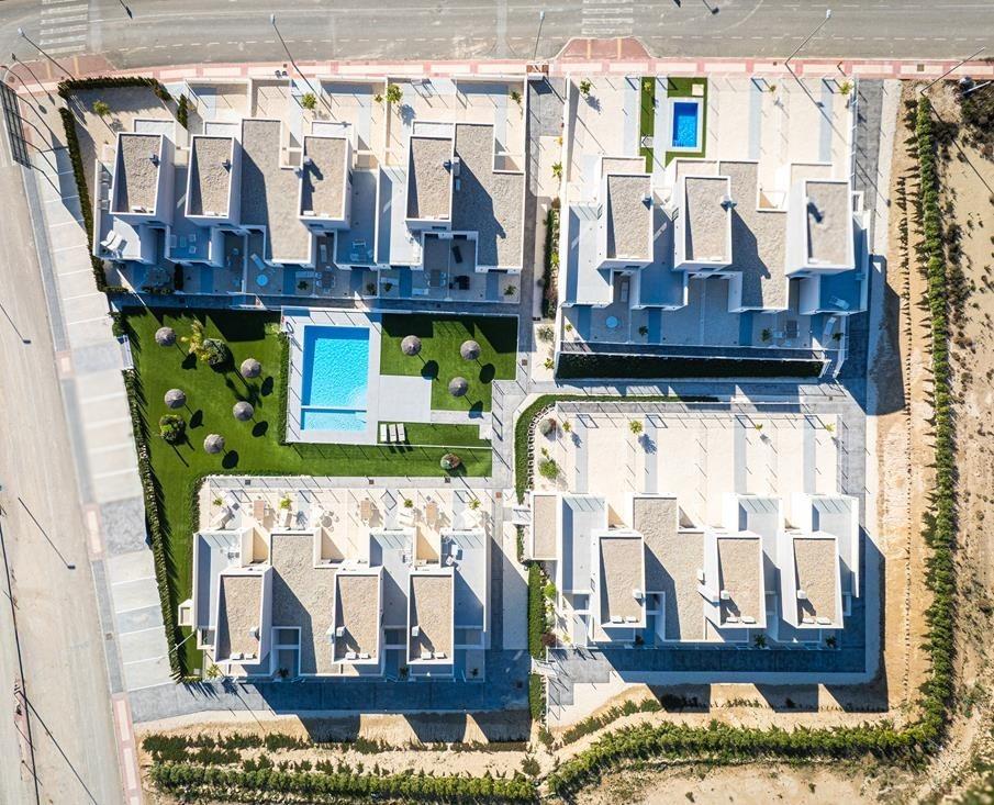 New Build Key Ready Townhouses and Semi Detached Villas in Altaona Golf Resort Murcia — photograph 3