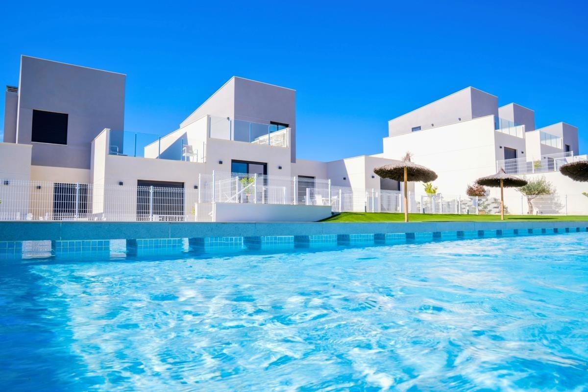 New Build Key Ready Townhouses and Semi Detached Villas in Altaona Golf Resort Murcia — Baños y Mendigo