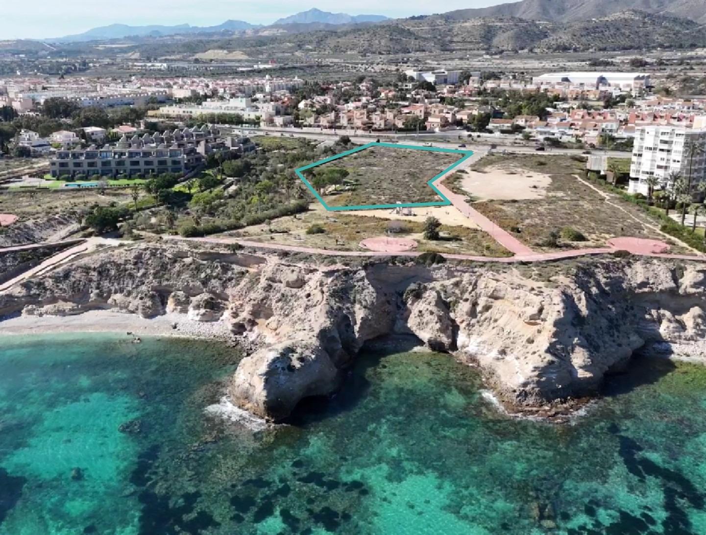 Ekskluzywne domy w pierwszej linii plaży w El Campello na Costa Blanca — photograph 4