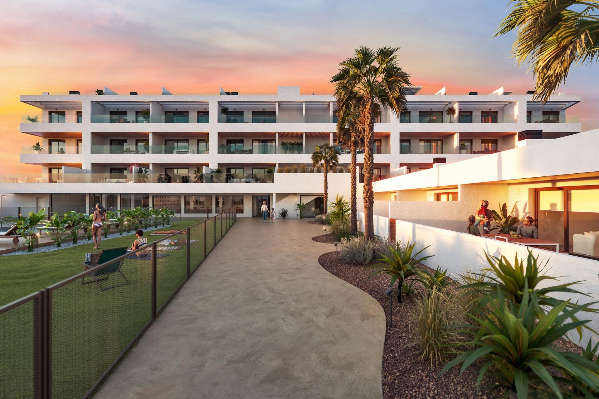 New Build Tourist Licensed Apartments 300 m from the Beach in Torrevieja — photograph 6