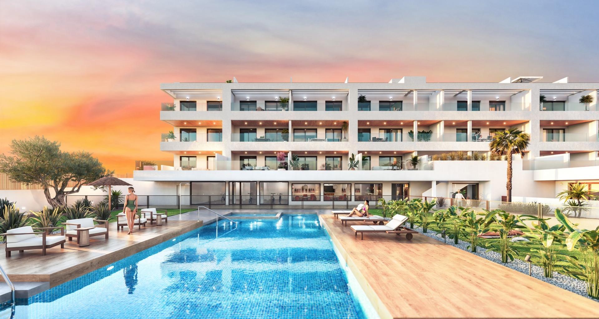 New Build Tourist Licensed Apartments 300 m from the Beach in Torrevieja — photograph 2