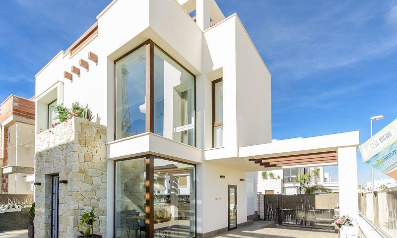 Design Villa with All the Luxuries — Rojales